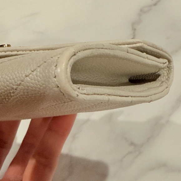 YSL Wallet - Picture 10 of 13